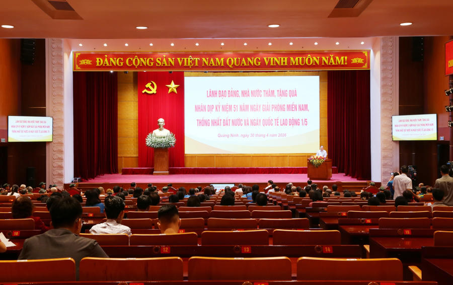 Quang cảnh chương trình.