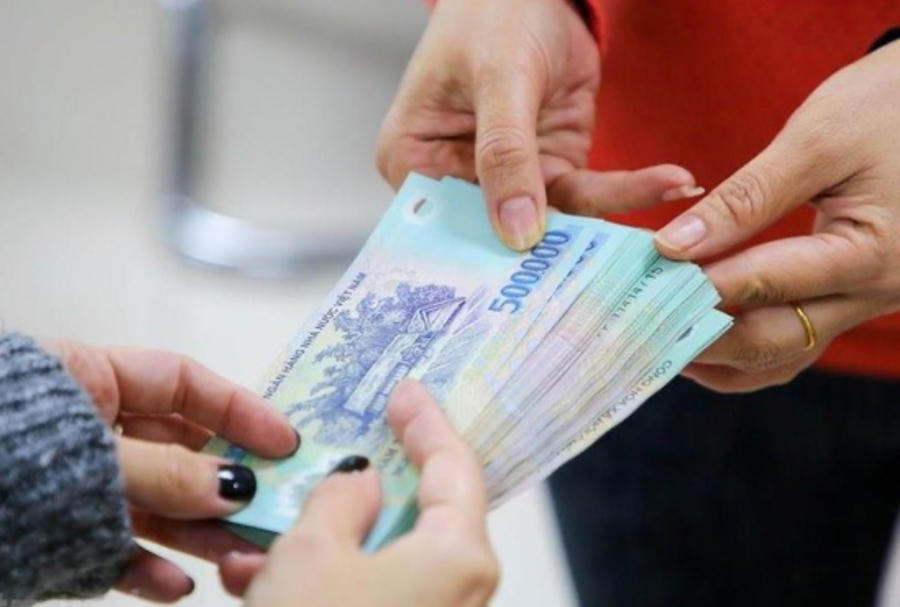 Cơ chế trả lương mới cũng hướng tới việc khuyến khích những cá nhân có thành tích vượt trội, có sáng kiến và ứng dụng khoa học công nghệ vào công tác chuyên môn. Ảnh InT