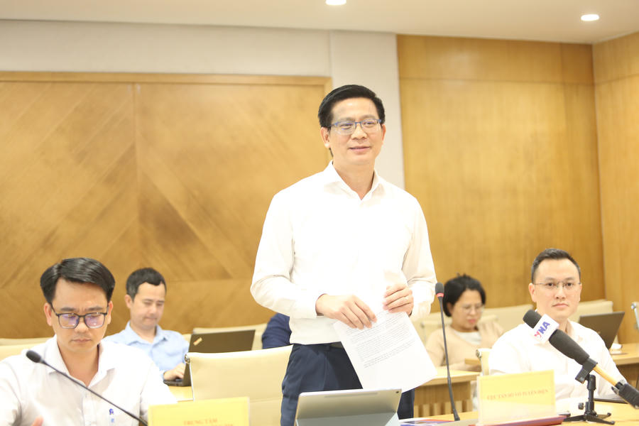 Ông Lê Văn Tuấn, Cục trưởng Cục Tần số vô tuyến điện