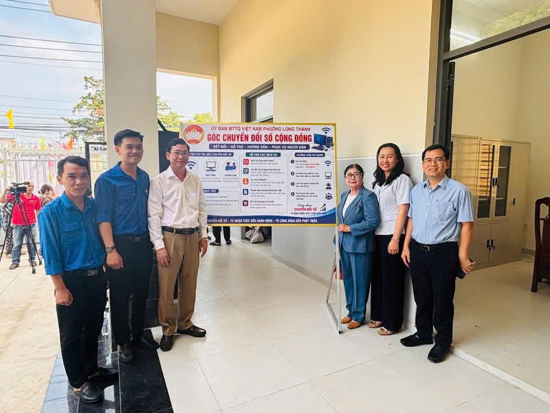 Mô hình&nbsp;“Góc chuyển đổi số cộng đồng”,