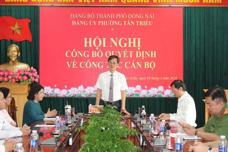 Ông Nguyễn Quang Phương – Bí thư Đảng ủy, Chủ tịch Hội đồng nhân dân phường Tân Triều phát biểu.