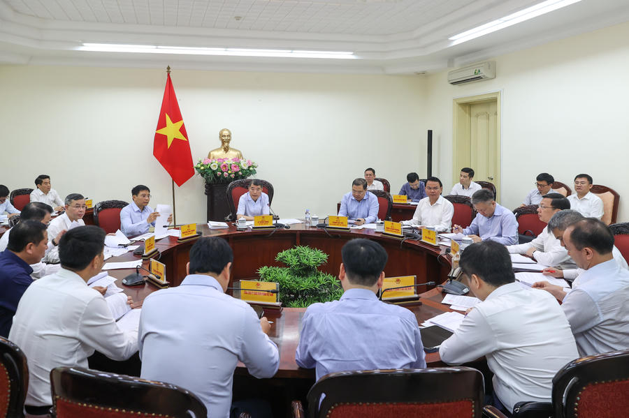 Thủ tướng yêu cầu Bộ Công an đẩy nhanh tiến độ điều tra, xử lý các vi phạm, sai phạm trong quá trình triển khai Dự án