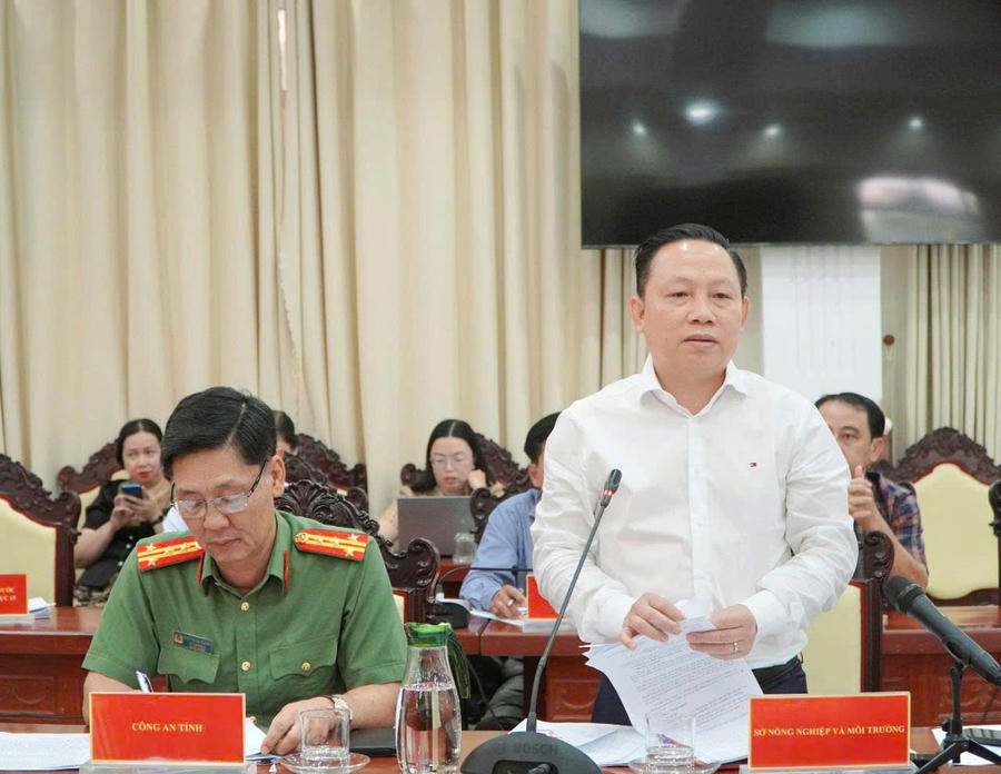 Lãnh đạo các Sở, Ban, Ngành trả lời các thắc mắc của phóng viên, báo chí
