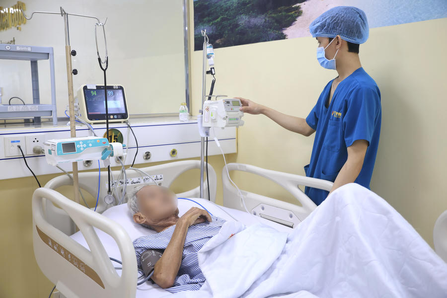 Bệnh nhân D.V.D đã nhanh chóng vượt qua giai đoạn nguy kịch, tiếp tục được điều trị nội khoa và xuất viện trong tình trạng hồi phục tốt.
