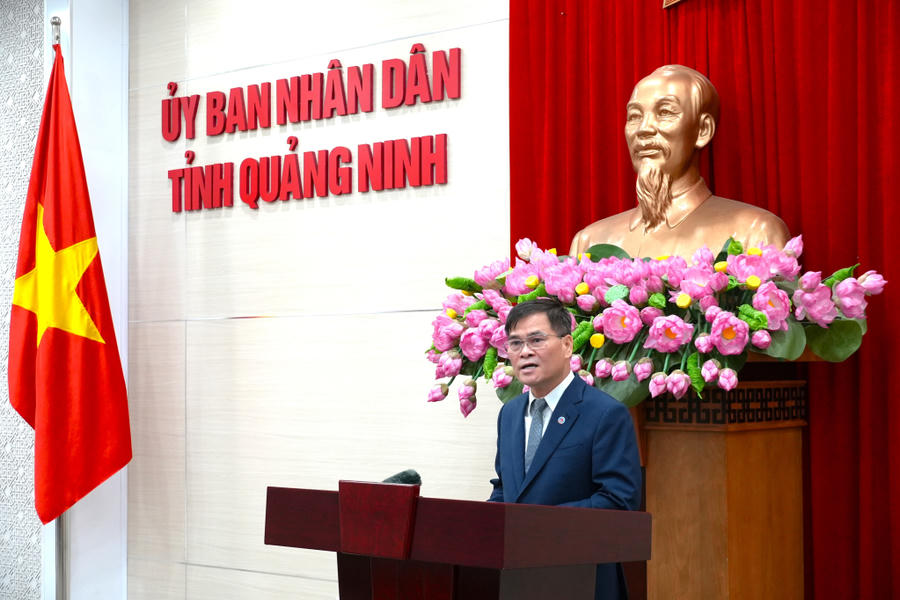 Ông Bùi Văn Khắng, Chủ tịch UBND tỉnh phát biểu chỉ đạo tại hội nghị.