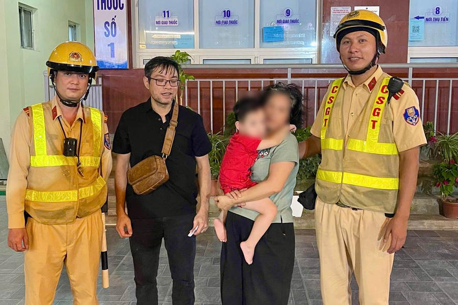 Nhờ được cấp cứu kịp thời, cháu bé đã được lấy dị vật ra ngoài an toàn.