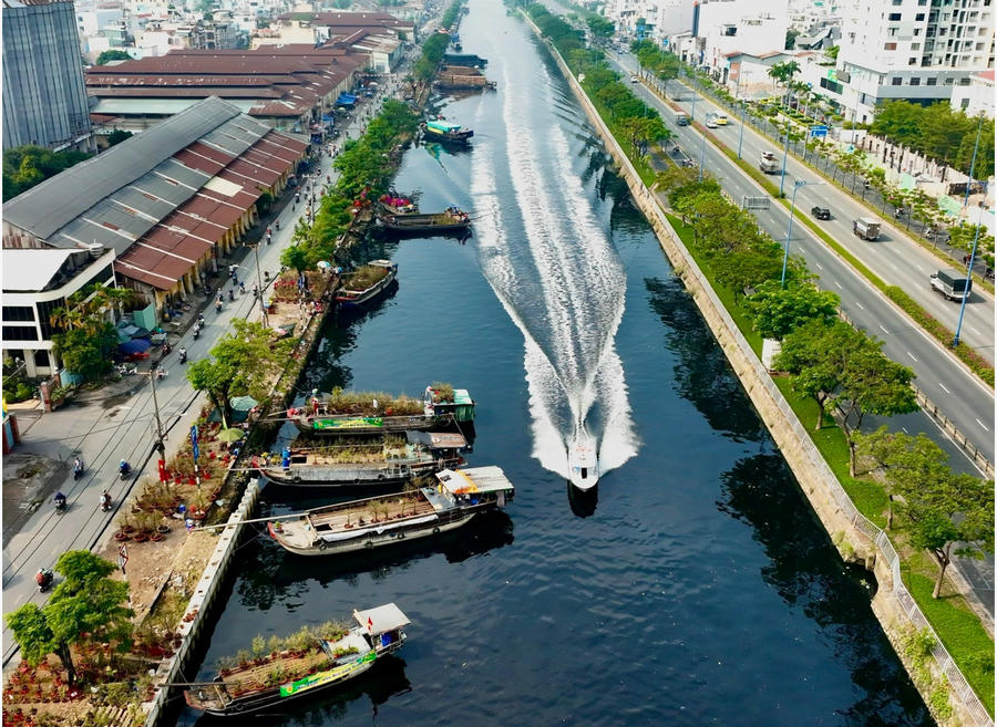 TP HCM triển khai 44 dự án chỉnh trang kênh rạch đến năm 2030. Ảnh InT