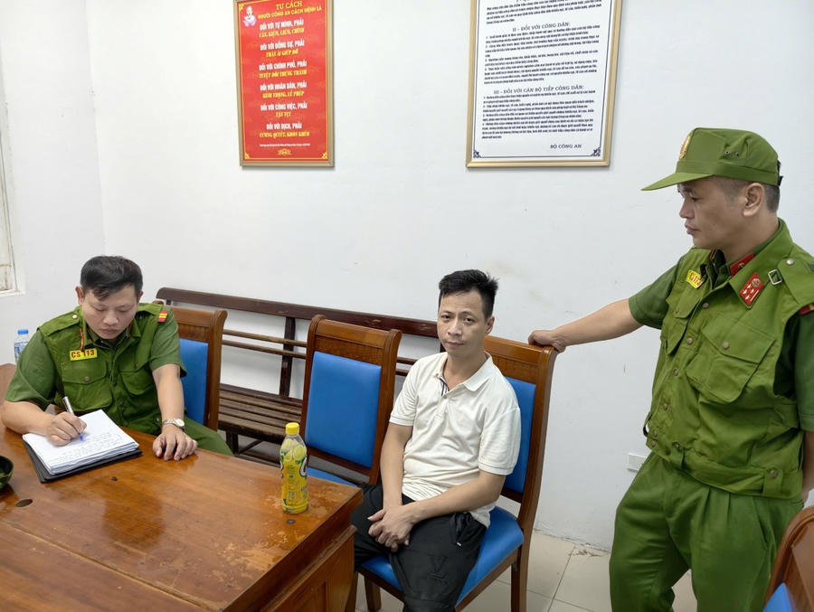 Tổ công tác bàn giao đối tượng cho CAP Hoàng Mai.