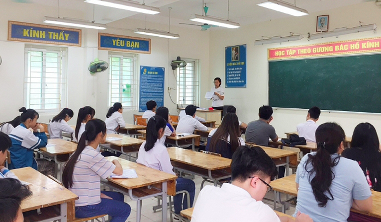 Thông tư mới cho phép trường học được tăng số tiết dạy thêm từ 15/5.