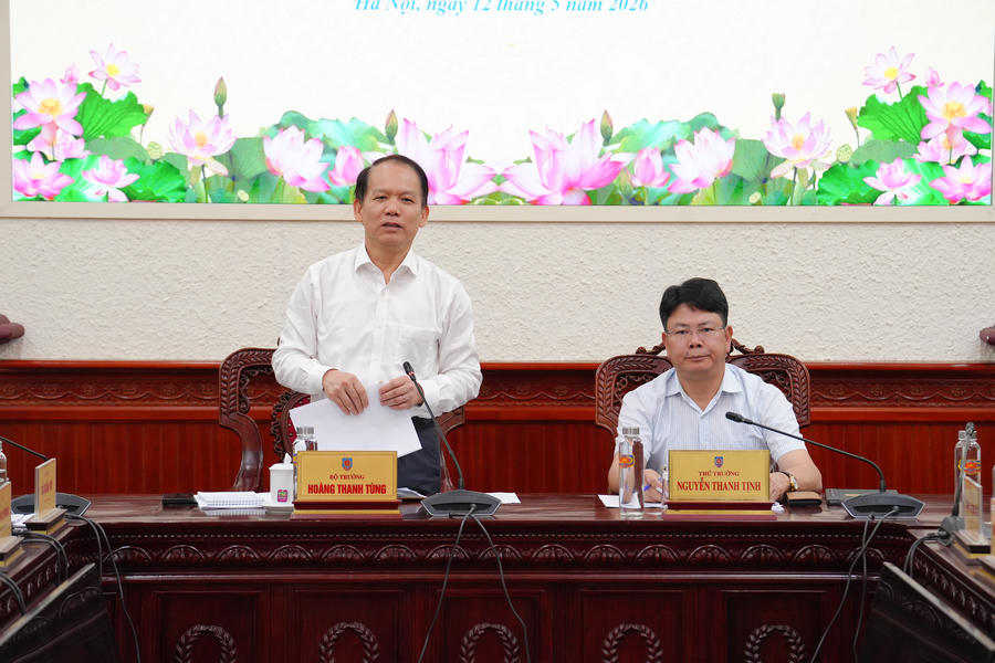 Bộ trưởng Hoàng Thanh Tùng kết luận buổi làm việc.