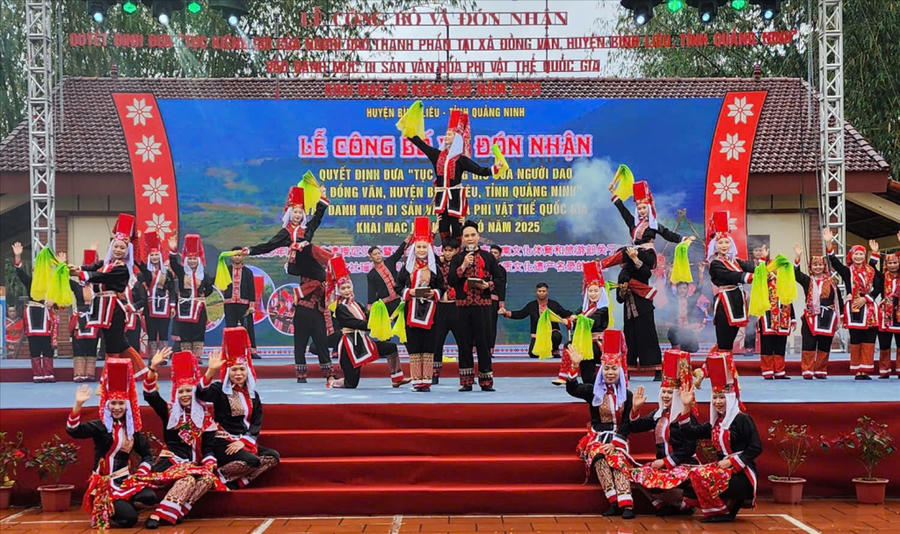 Hội Kiêng gió năm 2026 sẽ diễn ra từ ngày 19/5 đến ngày 20/5 tại nhà văn hóa Hữu Nghị Việt - Trung xã Hoành Mô. Hội Kiêng gió năm 2026 sẽ diễn ra từ ngày 19/5 đến ngày 20/5 tại nhà văn hóa Hữu Nghị Việt - Trung xã Hoành Mô.