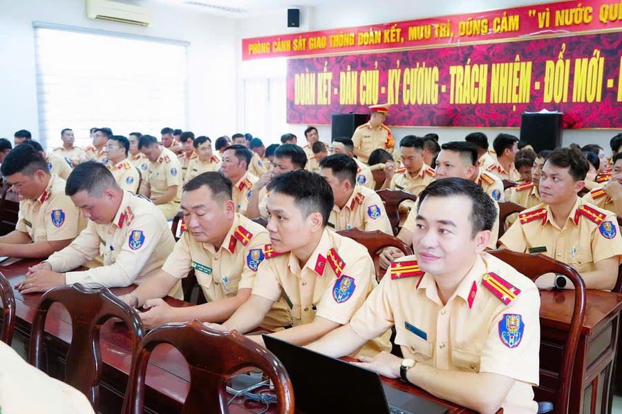 Quang cảnh hội nghị.