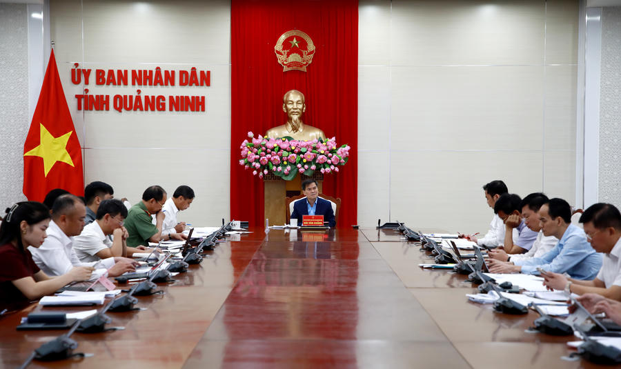 UBND tỉnh Quảng Ninh tổ chức cuộc họp đánh giá kết quả công tác giải ngân vốn đầu tư công năm 2026. UBND tỉnh Quảng Ninh tổ chức cuộc họp đánh giá kết quả công tác giải ngân vốn đầu tư công năm 2026.