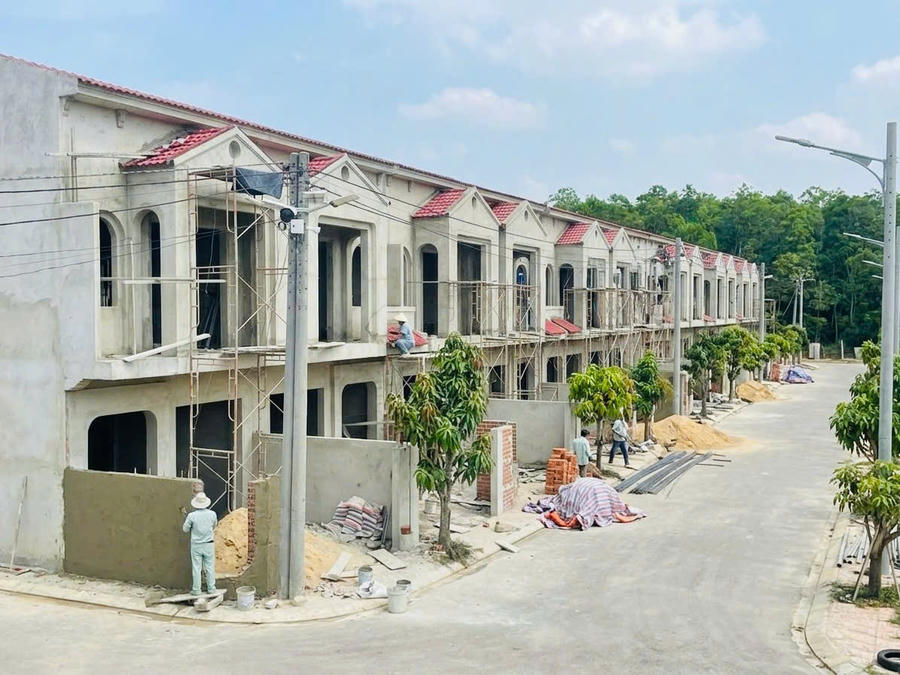 Khu dân cư Làng Xanh được 939 Group định hướng phát triển không gian sống xanh, theo kiến trúc Địa Trung Hải.