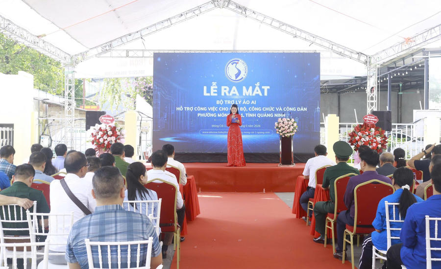 Toàn cảnh lễ ra mắt trợ lý ảo AI tại phường Móng Cái 1. Toàn cảnh lễ ra mắt trợ lý ảo AI tại phường Móng Cái 1.