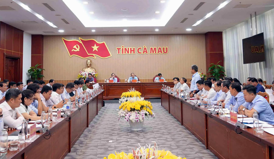Quang cảnh tại buổi làm việc.