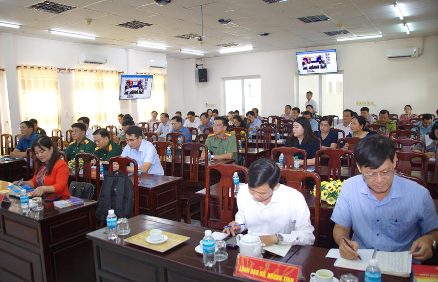 Đại biểu tham dự Hội nghị triển khai, phổ biến văn bản quy phạm pháp luật đợt I năm 2026.