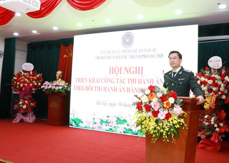 Trưởng Thi hành án dân sự TP Hà Nội Phạm Văn Dũng.
