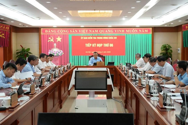 Ông Trần Sỹ Thanh, Ủy viên Bộ Chính trị, Bí thư Trung ương Đảng, Chủ nhiệm Ủy ban Kiểm tra Trung ương chủ trì họp Kỳ thứ 6 UBKTTƯ. Ảnh UBKTTƯ