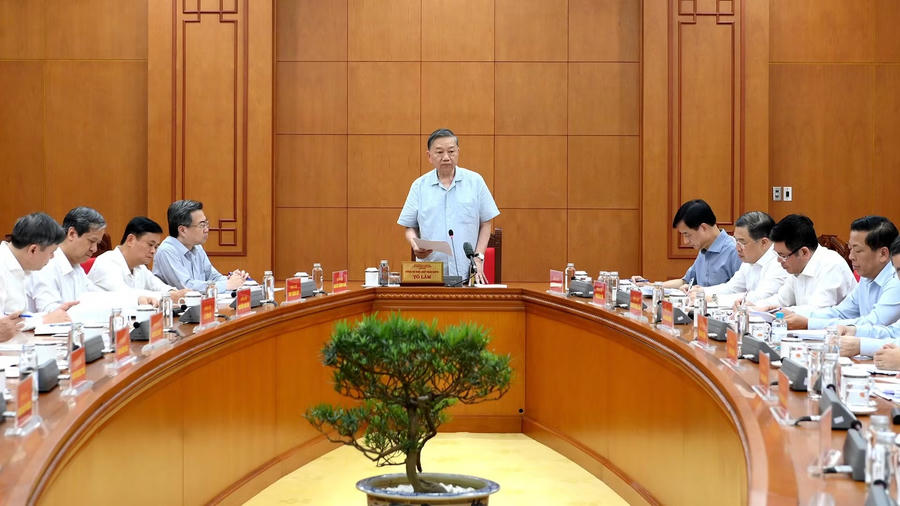 Tổng Bí thư, Chủ tịch nước Tô Lâm phát biểu kết luận cuộc làm việc. (Ảnh: nhandan.vn)