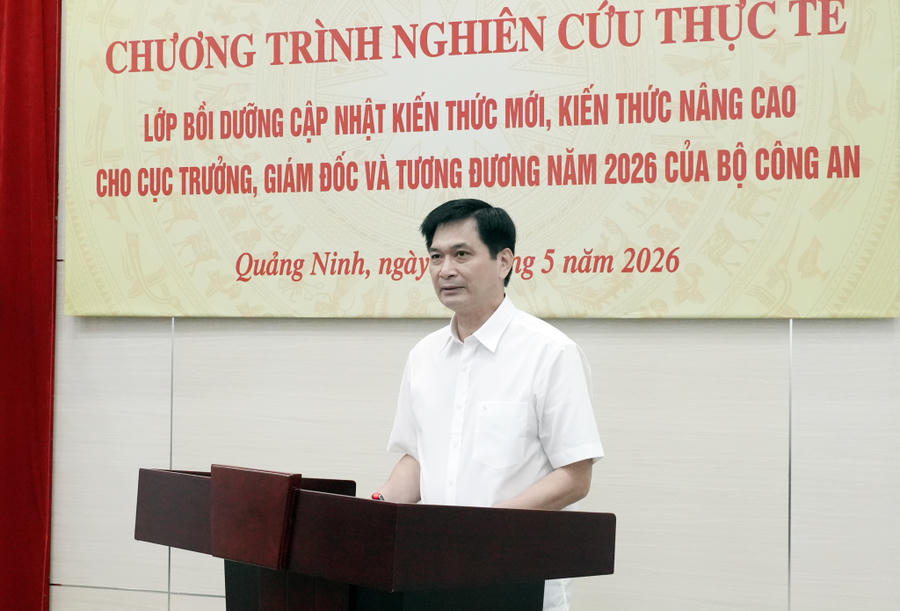 Trung tướng, Phó Giáo sư, Tiến sĩ Trịnh Ngọc Quyên, Giám đốc Học viện An ninh nhân dân phát biểu tại buổi làm việc.