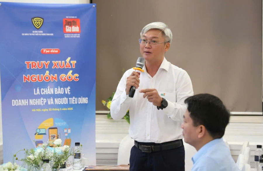 Đại biểu phát biểu ý kiến.