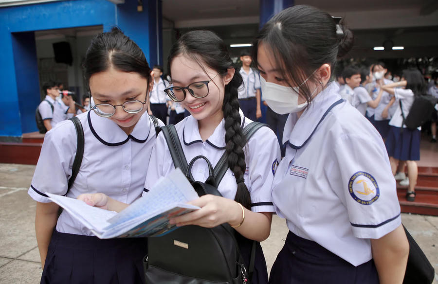 Thí sinh Hà Nội có thể tra cứu điểm thi lớp 10 trên iHanoi. Thí sinh Hà Nội có thể tra cứu điểm thi lớp 10 trên iHanoi.