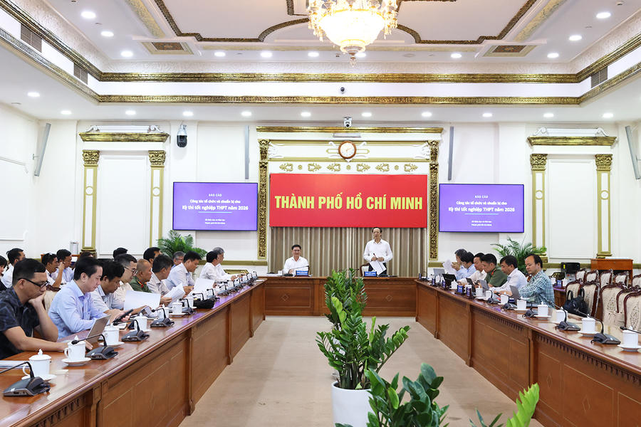 Đoàn công tác của Bộ Giáo dục và Đào tạo làm việc với UBND TP HCM về công tác chuẩn bị và tổ chức Kỳ thi tốt nghiệp THPT năm 2026 trên địa bàn Thành phố.(Ảnh: Cổng TTĐT TP HCM)