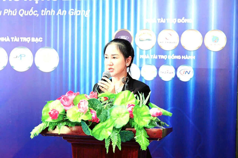 Bà Nguyễn Thị Kim Loan, PCT UBND đặc khu Phú Quốc phát biểu.