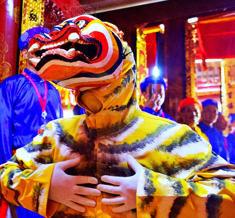 Ông Hổ trong lễ hội Gióng ở đền Phù Đổng
