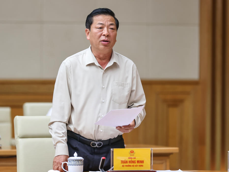 Bộ trưởng Bộ Xây dựng Lê Hồng Minh phát biểu.