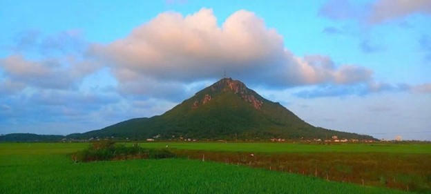 Vẻ đẹp núi Chóp Chài.