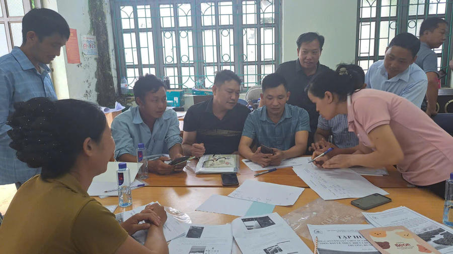 Học viên lớp tập huấn trao đổi, thảo luận.