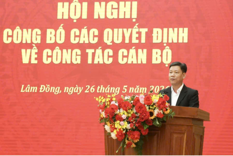 Lâm Đồng công bố các quyết định của Ban Thường vụ Tỉnh ủy về công tác cán bộ. Ảnh: Báo Lâm Đồng