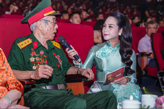 Ông Nguyễn Thế Nghĩa trong phần giao lưu tại chương trình.