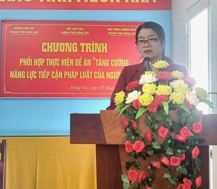 Đại diện sở , ngành phát biểu.