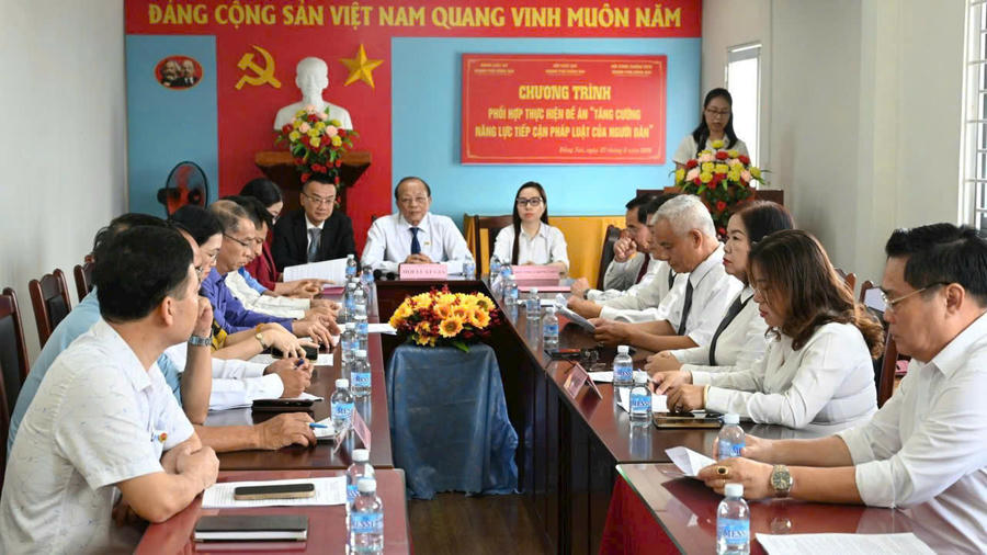 Quang cảnh buổi lễ.