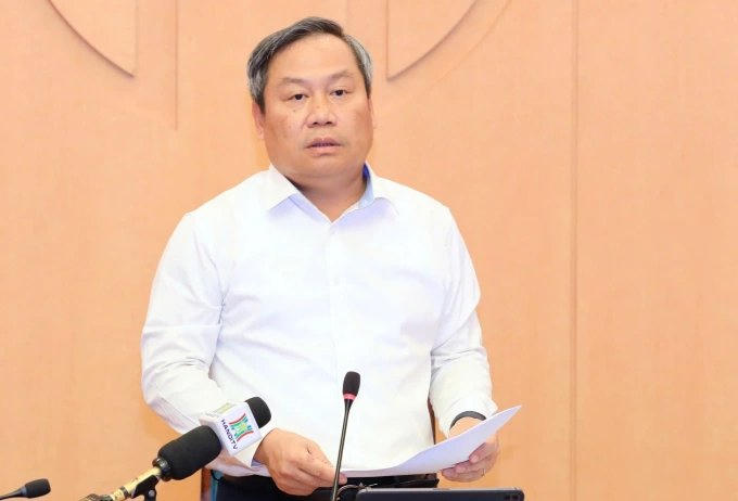 Chủ tịch UBND thành phố Hà Nội Vũ Đại Thắng phát biểu tại cuộc họp chiều 27/5.