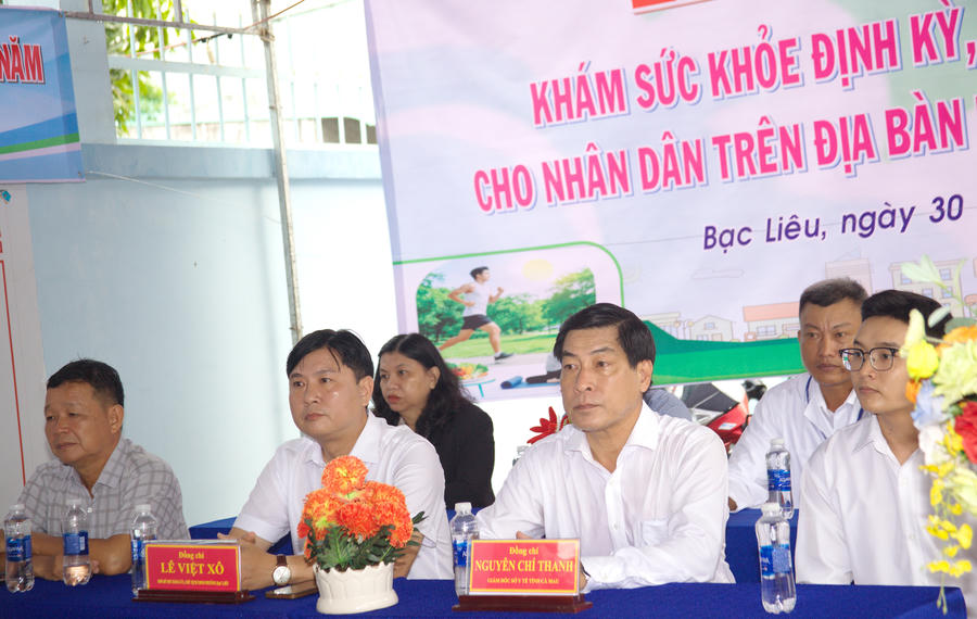 Lãnh đạo Sở Y tế, ngành, địa phương tham dự lễ phát động khám sức khỏe cộng đồng năm 2026.