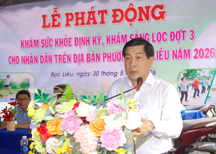 Bác sĩ Chuyên khoa II Nguyễn Chí Thanh - Giám đốc Sở Y tế tỉnh Cà Mau, phát biểu tại lễ phát động.