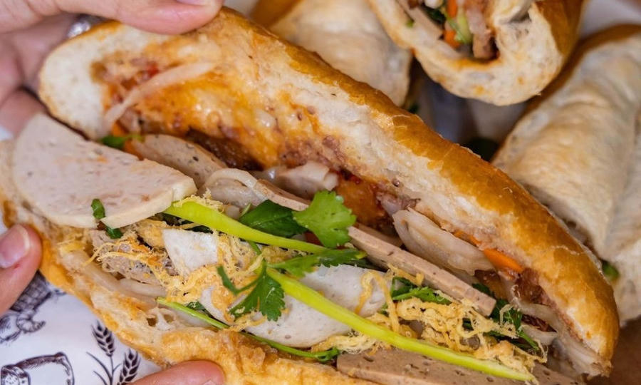 Bánh mỳ&nbsp;gây ngộ độc thực phẩm - Ảnh minh họa
