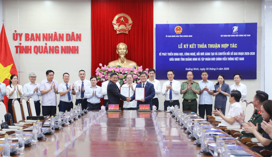 Quang cảnh&nbsp;Lễ ký kết hợp tác chiến lược giữa tỉnh Quảng Ninh với Tập đoàn VNPT.