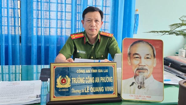 Thượng tá  Lê Quang Vinh - Trưởng Công an phường An Nhơn Nam