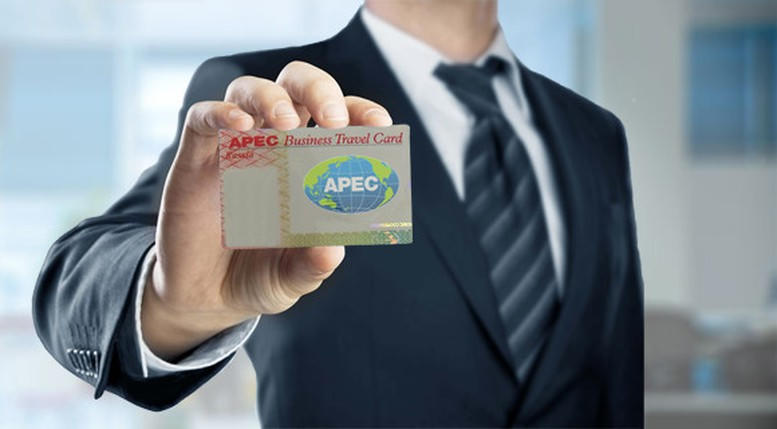 Doanh nhân Việt Nam được cấp thẻ ABTC phải tôn trọng và tuân thủ các quy định của pháp luật về nhập cảnh, xuất cảnh, quá cảnh, cư trú và các quy định khác liên quan đến hoạt động của doanh nhân tại các nền kinh tế thành viên APEC.