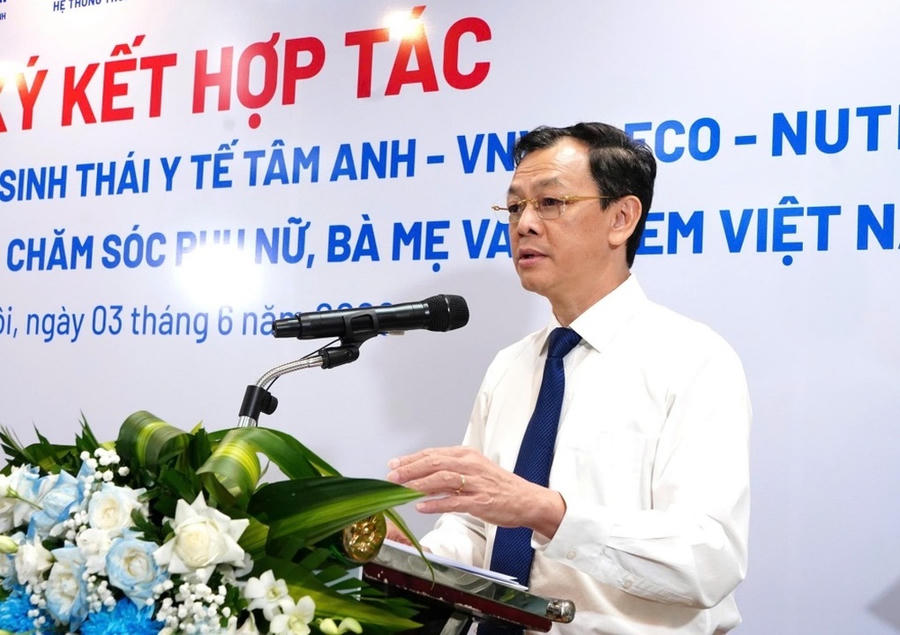 Thứ trưởng Bộ Y tế Nguyễn Tri Thức phát biểu tại sự kiện (Ảnh: T.M).