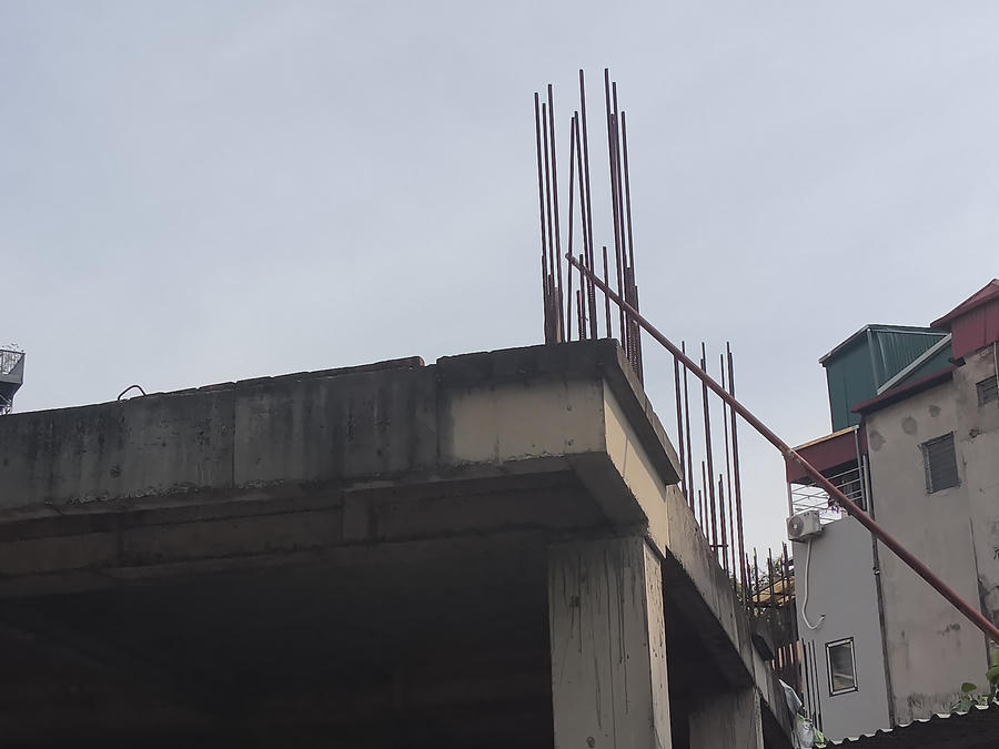 Công trình bỏ hoang gây lãng phí lớn.