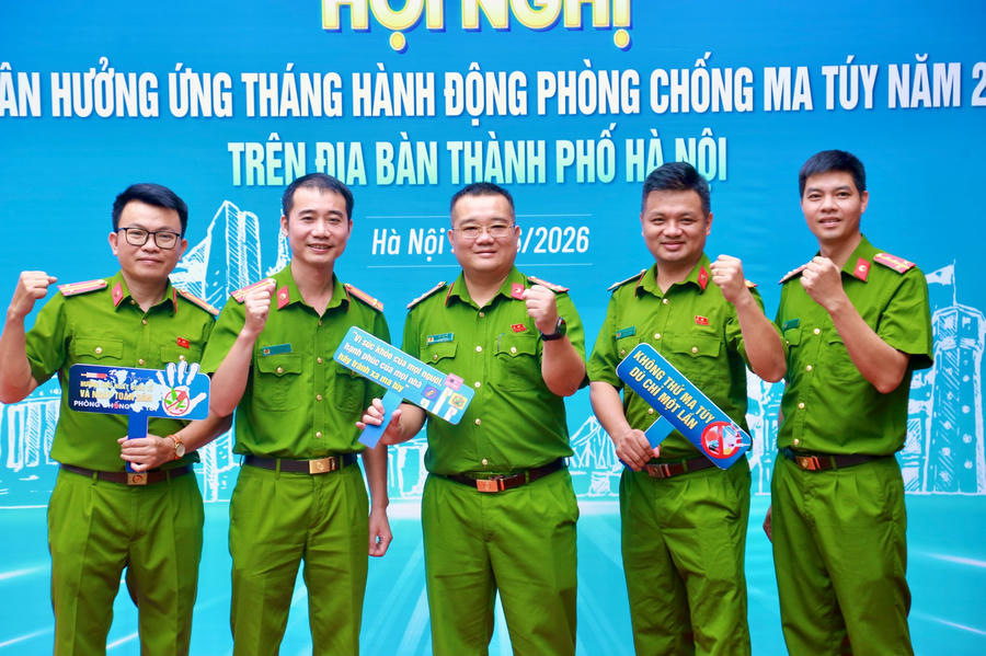 Cán bộ, chiến sĩ Công an TP Hà Nội tại lễ phát động.