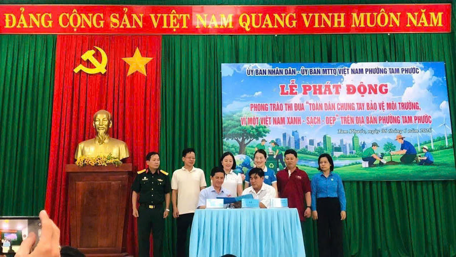 Phường Tam Phước phát động phong trào thi đua “Toàn dân chung tay bảo vệ môi trường, vì một Việt Nam xanh - sạch - đẹp” và ký kết giao ước thi đua bảo vệ môi trường năm 2026. Phường Tam Phước phát động phong trào thi đua “Toàn dân chung tay bảo vệ môi trường, vì một Việt Nam xanh - sạch - đẹp” và ký kết giao ước thi đua bảo vệ môi trường năm 2026.