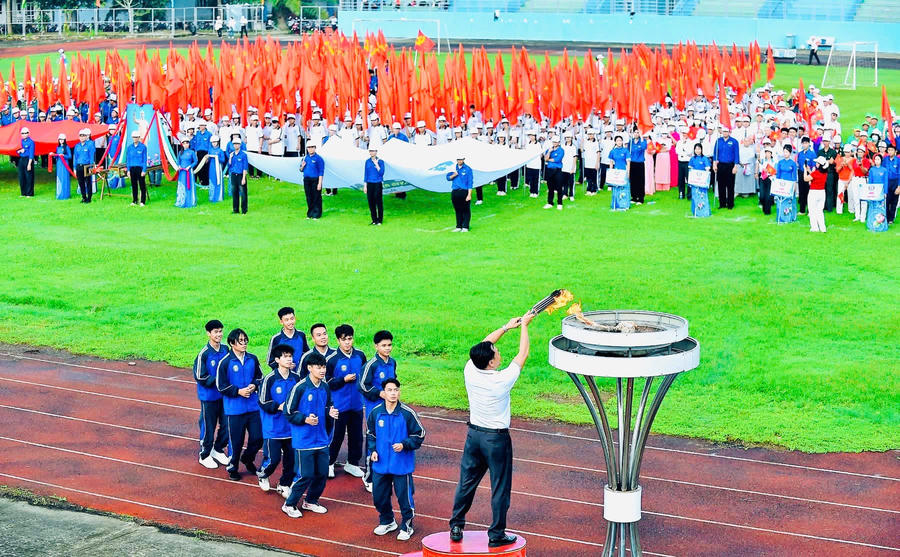 Hình ảnh tại lễ khai mạc.