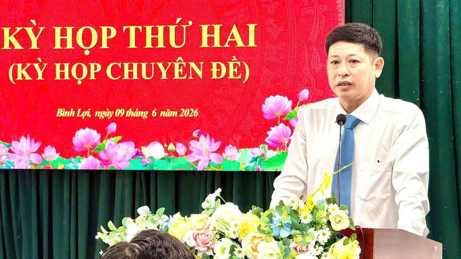 Ông Lôi Đại Phong, tân Phó Chủ tịch UBND xã Bình Lợi phát biểu nhận nhiệm vụ